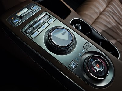 2023 Genesis GV70 — миниатюра 12