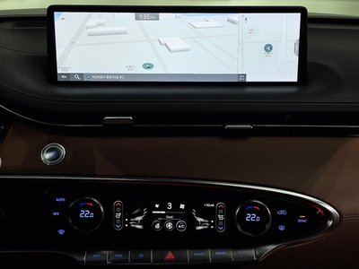 2023 Genesis GV70 — миниатюра 20
