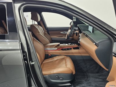 2023 Genesis GV70 — миниатюра 17