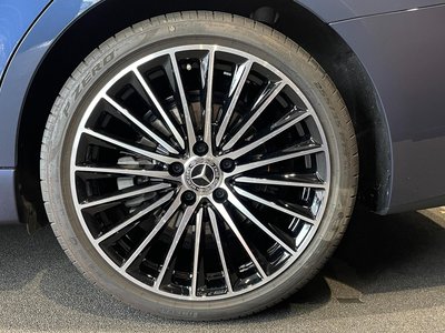 MERCEDES-BENZ C-CLASS - 4