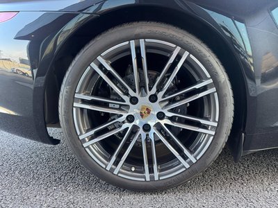 صورة مصغرة 11 لـ 2016 Porsche 911