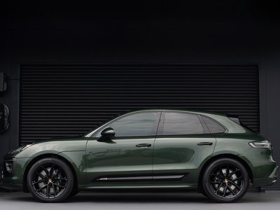 PORSCHE MACAN - 9
