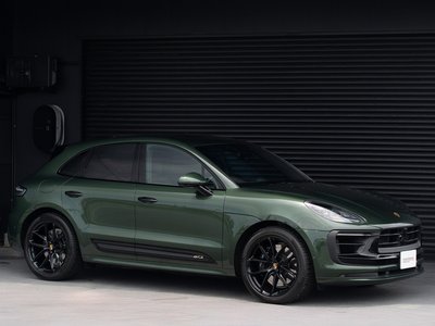 PORSCHE MACAN - 7