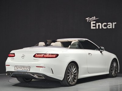 MERCEDES-BENZ E-CLASS - 4