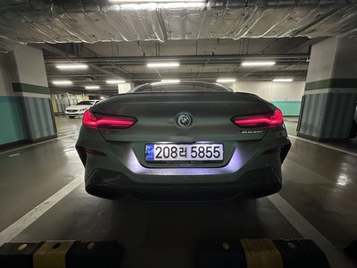 2023 BMW 8 SERIES photo 3
