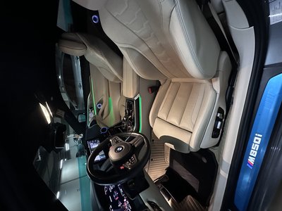 2023 BMW 8 SERIES photo 7