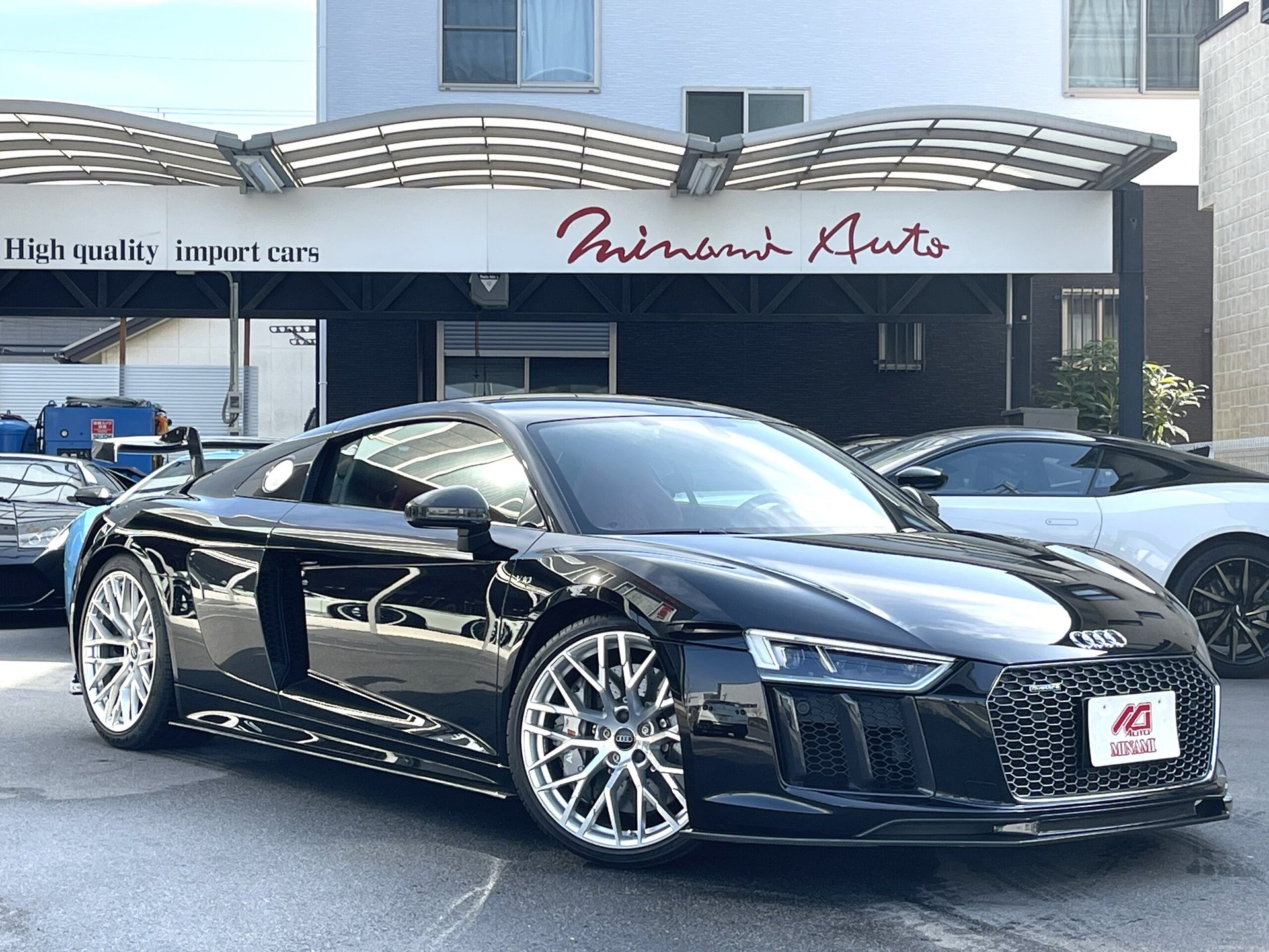 AUDI R8 - View 1