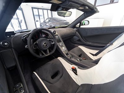 2017 Mclaren 675LT SPIDER — фото 3