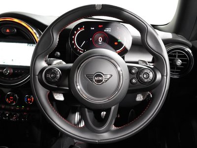 صورة 16 لـ 2020 MINI COOPER