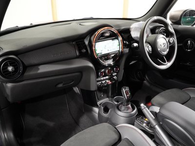 صورة 14 لـ 2020 MINI COOPER