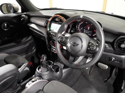 صورة 15 لـ 2020 MINI COOPER