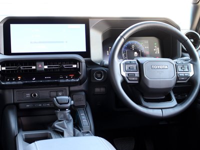 TOYOTA LAND CRUISER 250 - 7