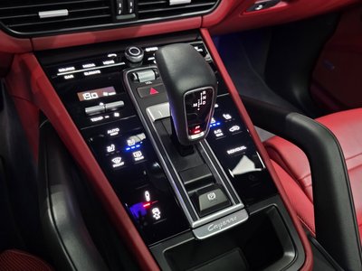 2022 Porsche CAYENNE 照片 9
