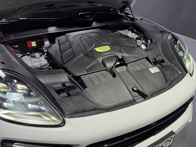 2022 Porsche CAYENNE 照片 7