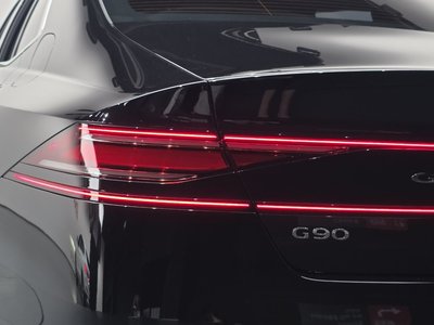 2022 Genesis G90 (RS4) — фото 10