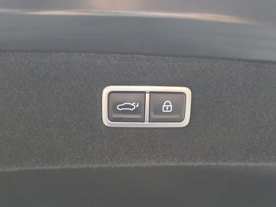2022 Genesis G90 (RS4) thumbnail 23