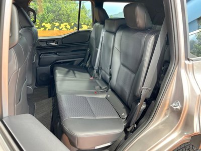 2024 Toyota LAND CRUISER 250 — миниатюра 31