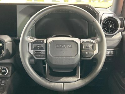 2024 Toyota LAND CRUISER 250 — миниатюра 12