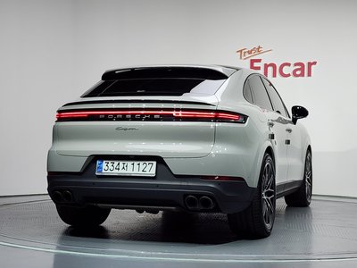 صورة 3 لـ 2024 Porsche CAYENNE