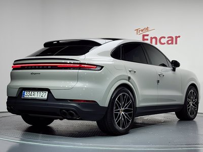 صورة 4 لـ 2024 Porsche CAYENNE
