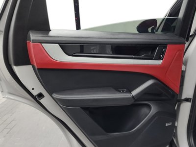 2024 Porsche CAYENNE 缩略图 15