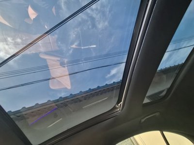 MERCEDES-BENZ E-CLASS - 9