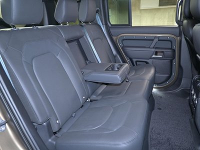 2026 LAND Rover DEFENDER — миниатюра 21