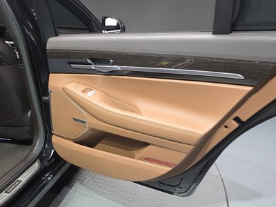 2020 Genesis G90 缩略图 15