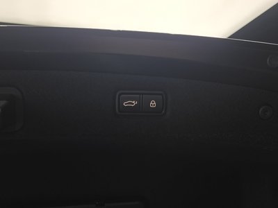 2020 Genesis G90 缩略图 22