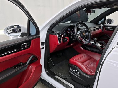 PORSCHE CAYENNE - 10