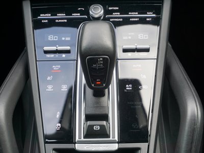 صورة مصغرة 58 لـ 2022 Porsche CAYENNE