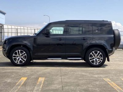 2023 LAND Rover DEFENDER thumbnail 35
