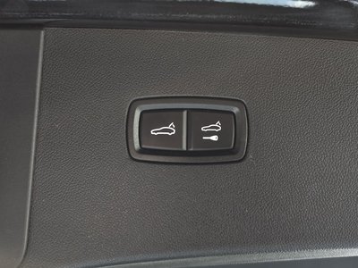 2020 Porsche CAYENNE thumbnail 17