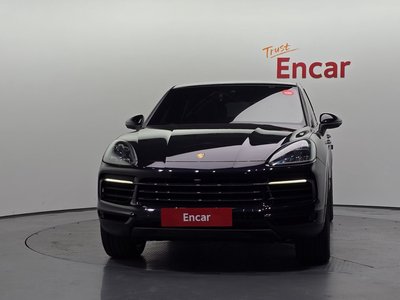 صورة 2 لـ 2020 Porsche CAYENNE