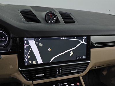 2020 Porsche CAYENNE thumbnail 12