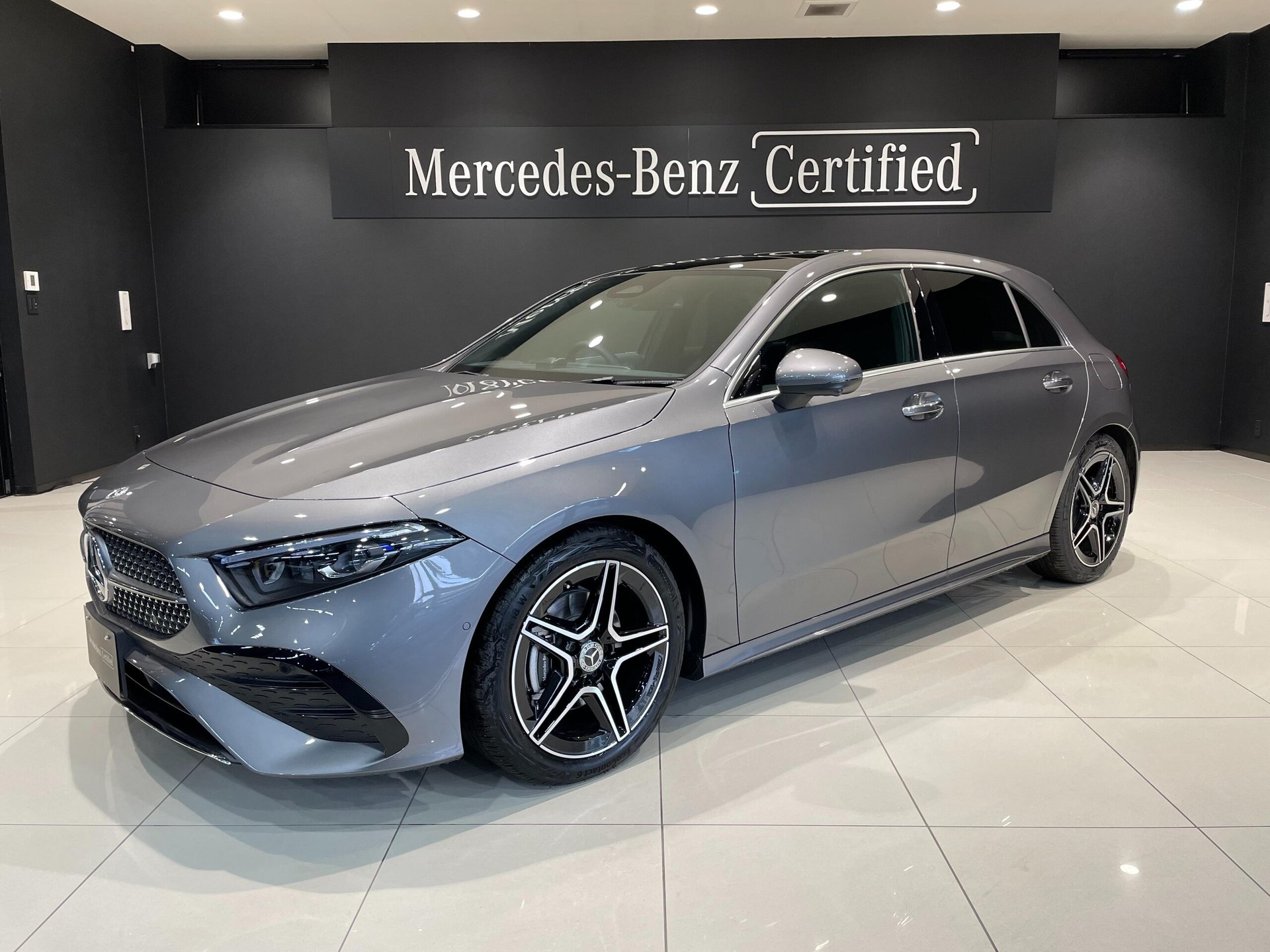 MERCEDES-BENZ A-CLASS - View 1