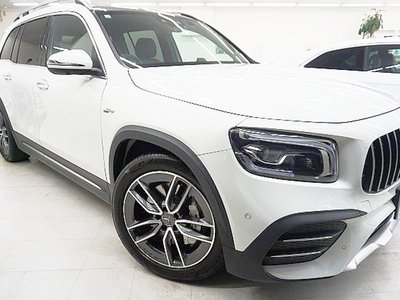 MERCEDES-BENZ GLB AMG