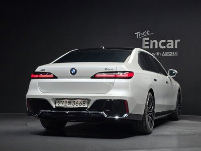 BMW 7 SERIES - 4