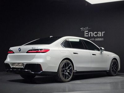BMW 7 SERIES - 3
