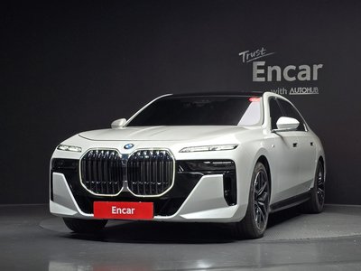 BMW 7 SERIES - 2