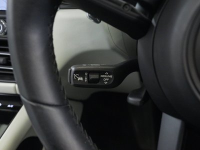 PORSCHE MACAN - 10