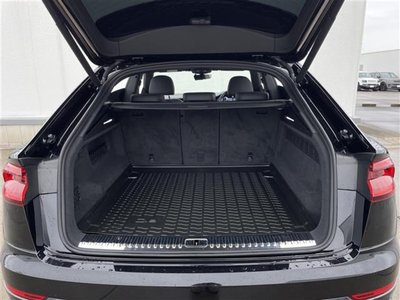 2020 AUDI Q8 — миниатюра 25