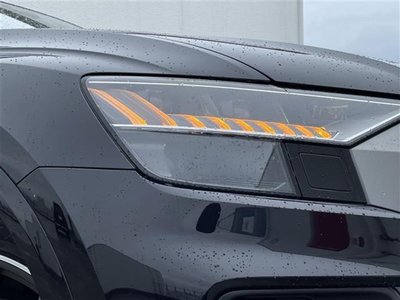 2020 AUDI Q8 — миниатюра 34