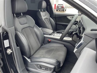 2020 AUDI Q8 — миниатюра 20