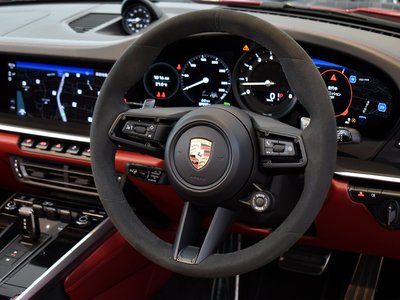 PORSCHE 911 - 10