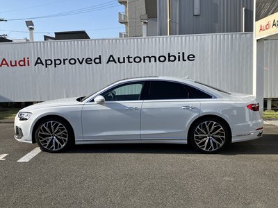 AUDI A8 - 5