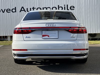 AUDI A8 - 8