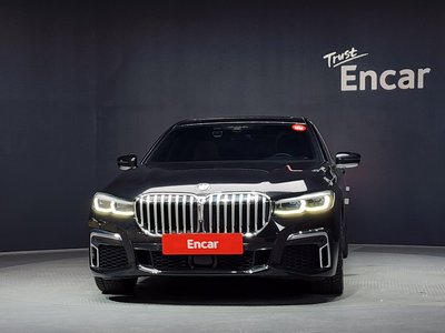 BMW 7 SERIES - 2