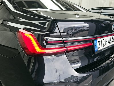 BMW 7 SERIES - 10