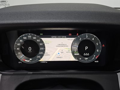 2024 LAND Rover RANGE ROVER VELAR — миниатюра 12